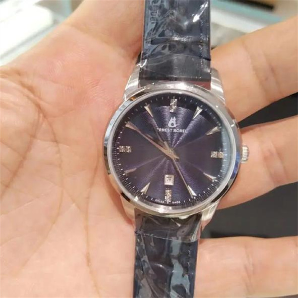 依波路手表表壳割手如何修复(图) 依波路手表表壳割手如何修复(图)